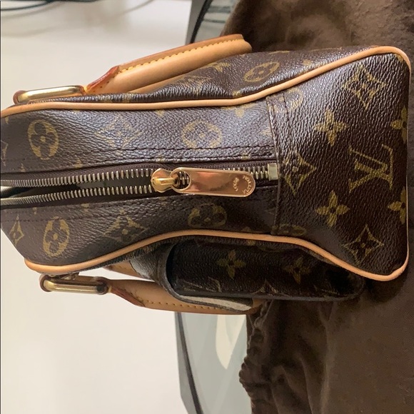Louis Vuitton Manhattan GM bag - Picture 3 of 4